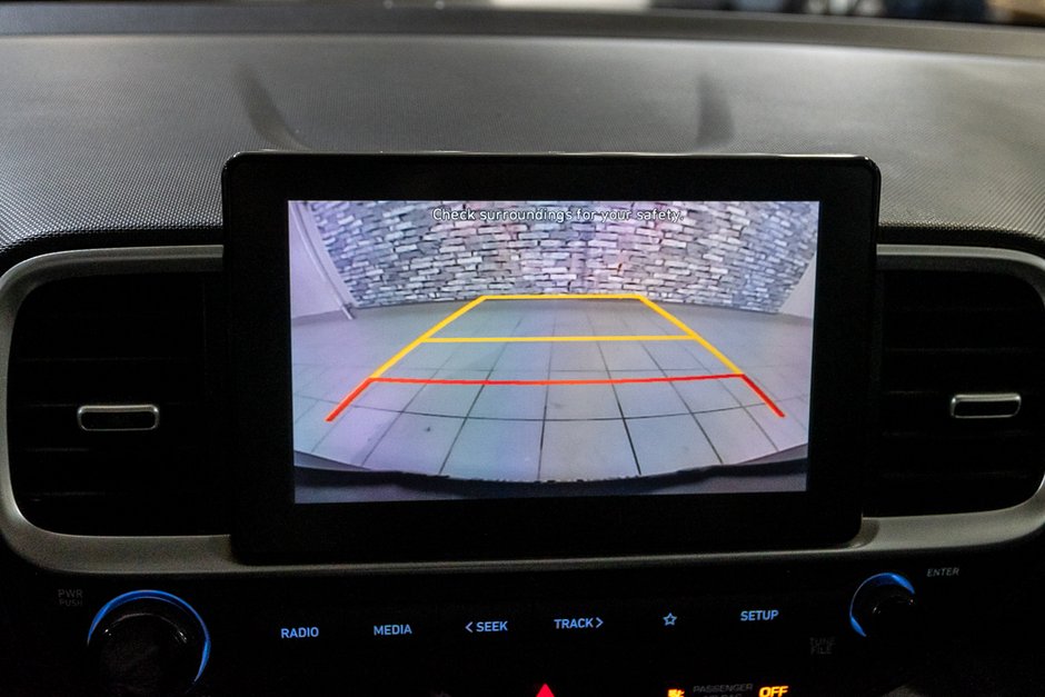 Hyundai Venue ESSENTIAL SIEGES CHAUFFANTS CAMERA A/C CARPLAY 2021-27
