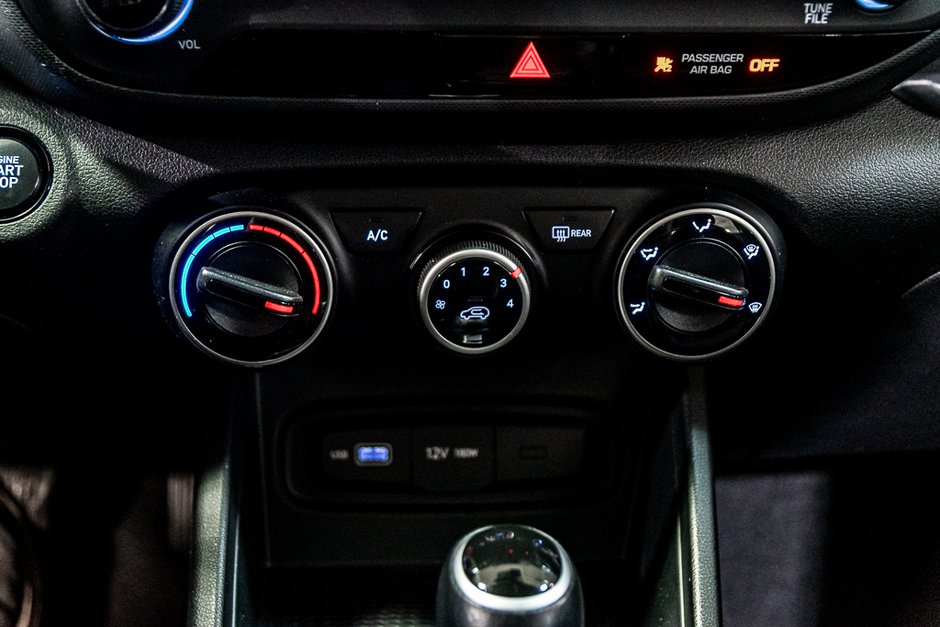 Hyundai Venue PREFERRED CARPLAY SIEGES&VOLANT CHAUFFANTS CAMERA 2022-29