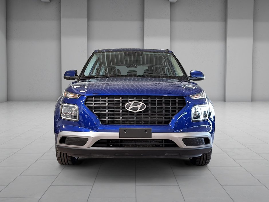 Hyundai Venue CAM. A/C ROUES 16 PO  SIEGES CHAUFFFANTS BLUETOOTH 2022-1