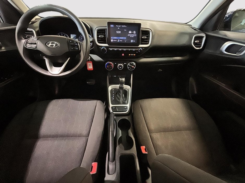 Hyundai Venue CAM. A/C ROUES 16 PO  SIEGES CHAUFFFANTS BLUETOOTH 2022-15