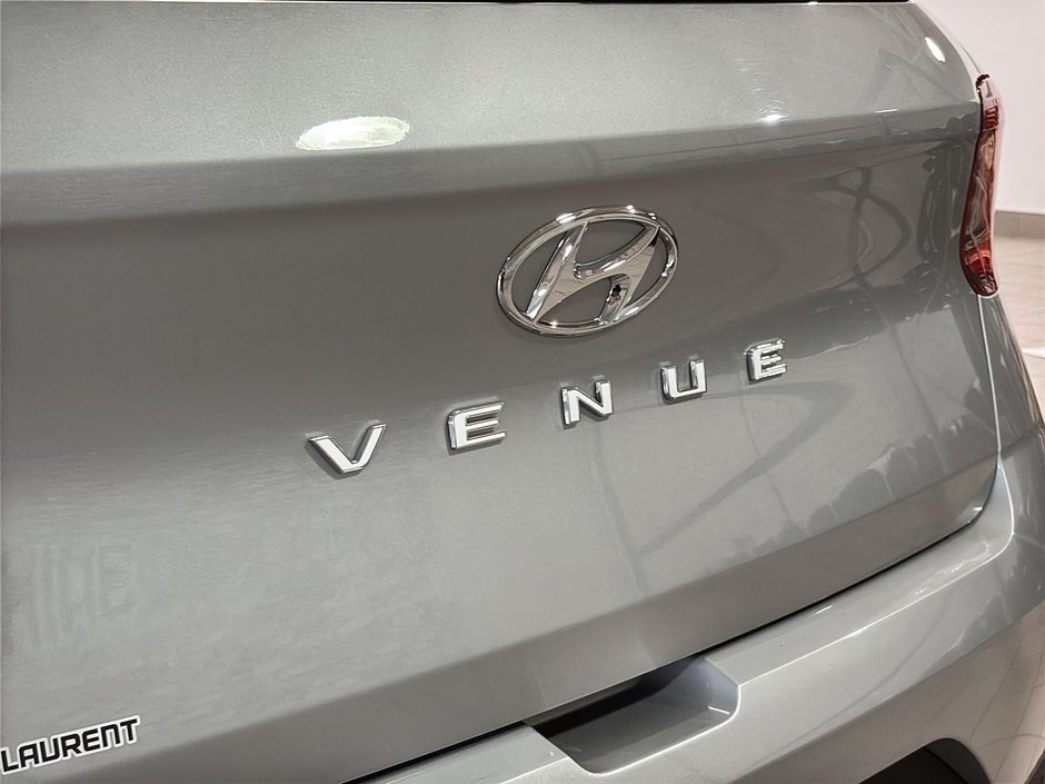 Hyundai Venue ULTIMATE TOIT BLUELINK CARPLAY CAMERA NAVI 2022-8