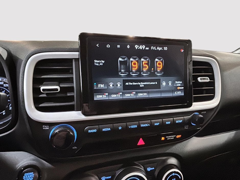 Hyundai Venue ULTIMATE TOIT BLUELINK CARPLAY CAMERA NAVI 2022-35