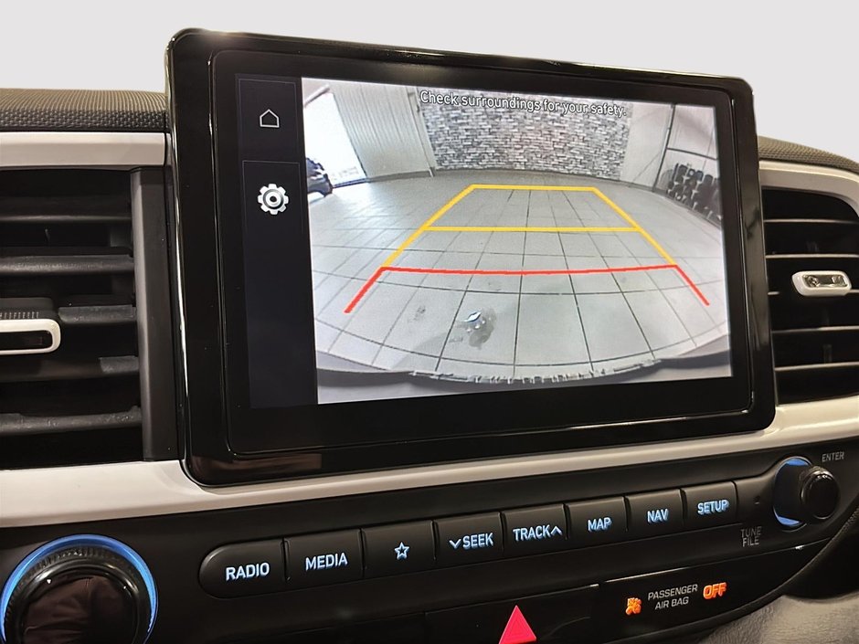 Hyundai Venue ULTIMATE TOIT BLUELINK CARPLAY CAMERA NAVI 2022-26