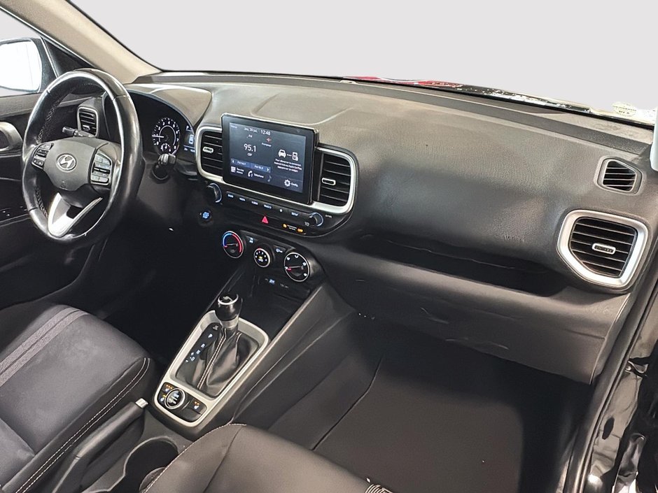 Hyundai Venue PREFERRED CAMERA CARPLAY SIEGES CHAUFFANTS MAGS 2022-15