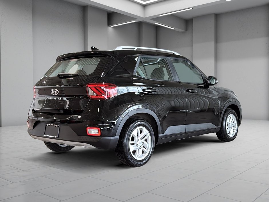 Hyundai Venue PREFERRED CAMERA CARPLAY SIEGES CHAUFFANTS MAGS 2022-12