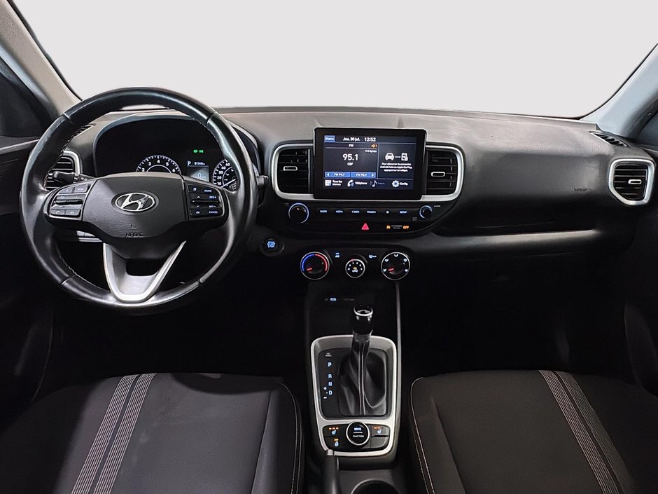 Hyundai Venue PREFERRED CAMERA CARPLAY SIEGES CHAUFFANTS MAGS 2022-3