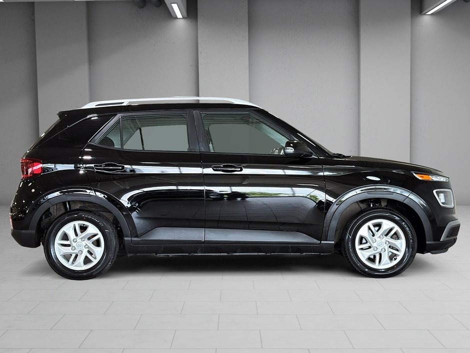 Hyundai Venue PREFERRED CAMERA CARPLAY SIEGES CHAUFFANTS MAGS 2022-14