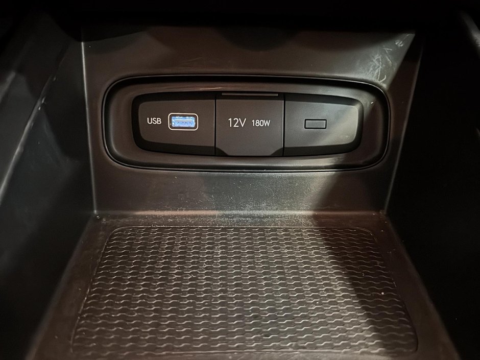 Hyundai Venue PREFERRED CAMERA CARPLAY SIEGES CHAUFFANTS MAGS 2022-32