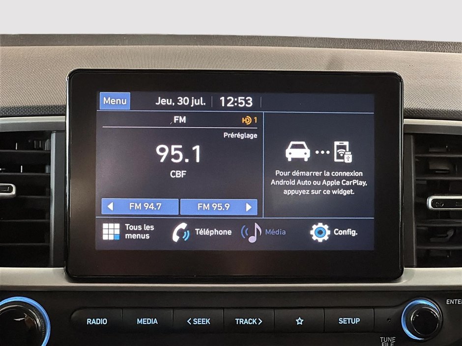 Hyundai Venue PREFERRED CAMERA CARPLAY SIEGES CHAUFFANTS MAGS 2022-23