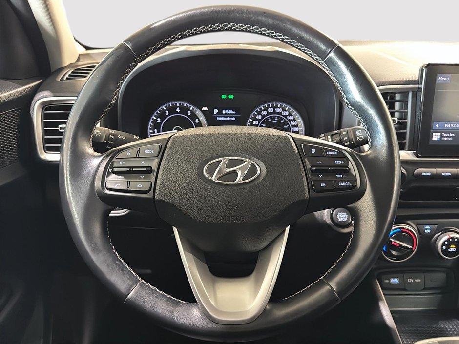 Hyundai Venue PREFERRED CAMERA CARPLAY SIEGES CHAUFFANTS MAGS 2022-28