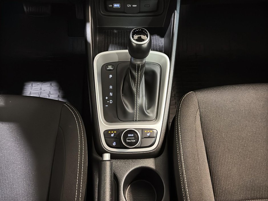 Hyundai Venue PREFERRED CAMERA CARPLAY SIEGES CHAUFFANTS MAGS 2022-22