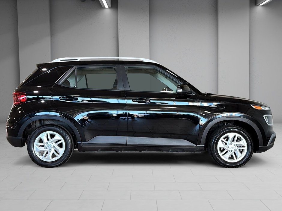 Hyundai Venue PREFERRED CAMERA CARPLAY SIEGES CHAUFFANTS MAGS 2022-14