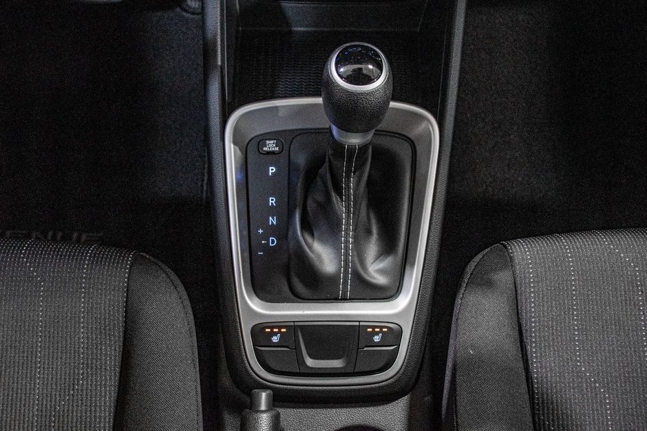 Hyundai Venue ESSENTIAL A/C CAMERA SIEGES CHAUFFANTS BLUETOOTH 2023-26