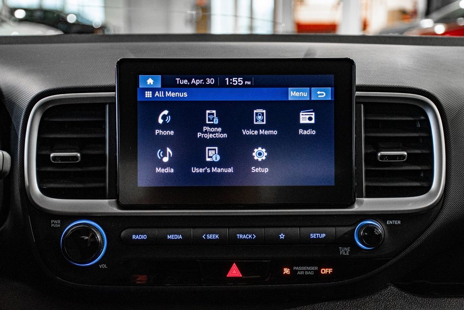 Hyundai Venue ESSENTIAL A/C CAMERA SIEGES CHAUFFANTS BLUETOOTH 2023-20