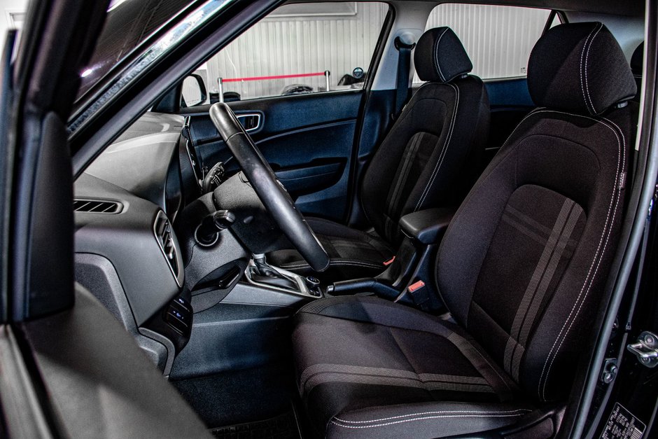 Hyundai Venue PREFERRED CARPLAY SIEGES&VOLANT CHAUFFANTS CAMERA 2023-18