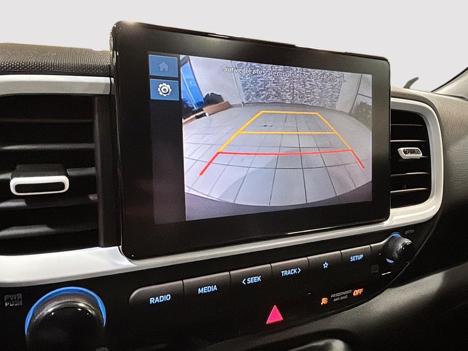 Hyundai Venue ULTIMATE TOIT BLUELINK CARPLAY CAMERA NAVI 2023-28
