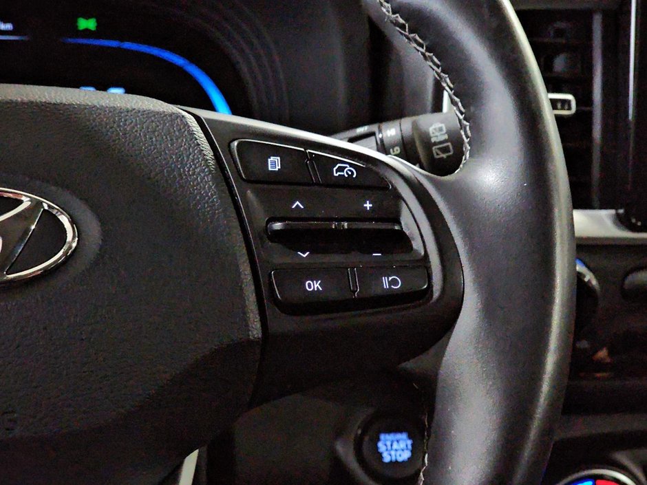 Hyundai Venue PREFERRED CARPLAY SIEGES CHAUFFANTS CAMERA CARPLAY 2023-30