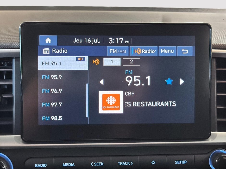 Hyundai Venue PREFERRED CARPLAY SIEGES ET VOLANT CHAUFFANTS MAGS 2023-25