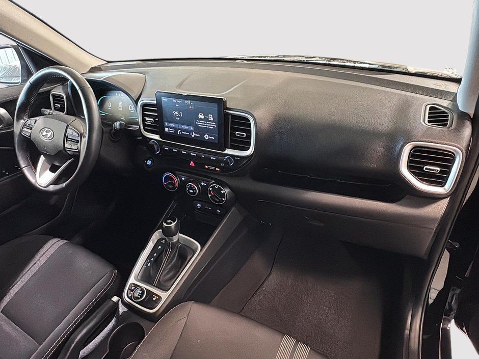 Hyundai Venue PREFERRED CARPLAY SIEGES ET VOLANT CHAUFFANTS MAGS 2023-15