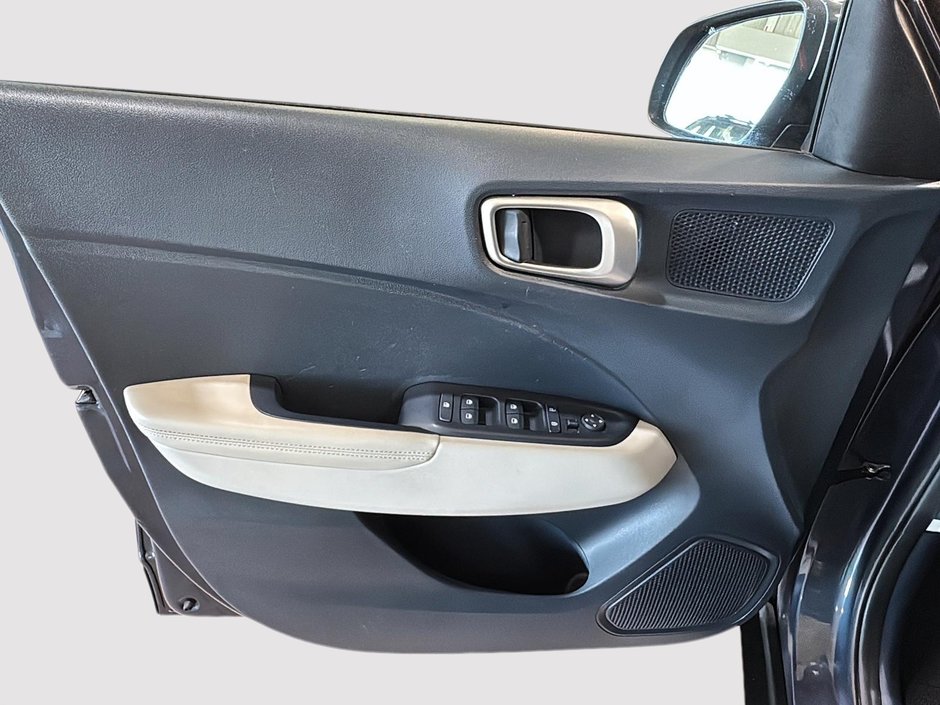 Hyundai Venue ULTIMATE TOIT CARPLAY CAMERA DEM A DIST 2024-12