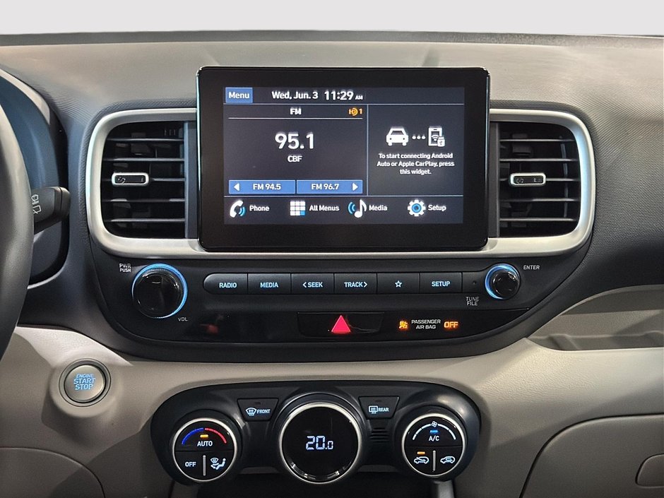 Hyundai Venue ULTIMATE TOIT CARPLAY CAMERA DEM A DIST 2024-17