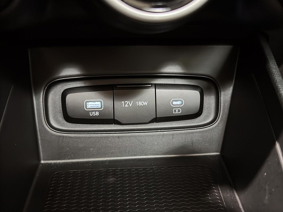Hyundai Venue ULTIMATE TOIT CARPLAY CHAUFFANTS MAGS 2025-26