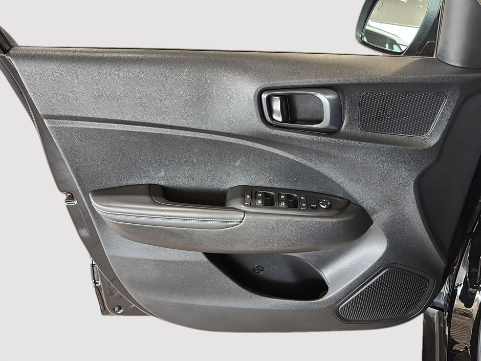 Hyundai Venue ULTIMATE TOIT CARPLAY CHAUFFANTS MAGS 2025-12