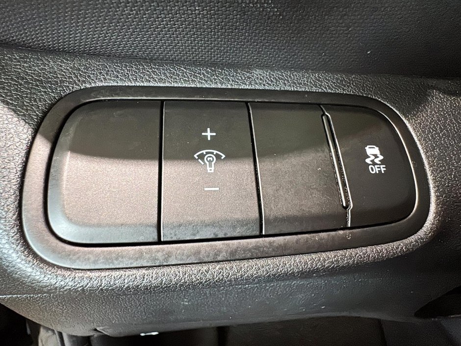 Hyundai Venue A/C CAMERA SIEGES CHAUFFANTS BLUETOOTH 2025-31