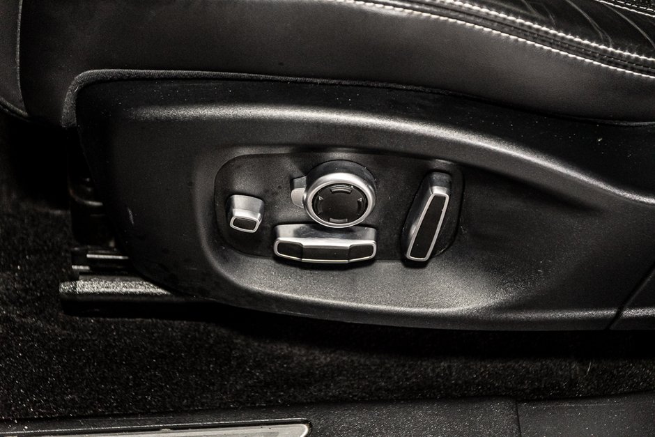 Jaguar E-PACE R-DYNAMIC HSE AWD TOIT PANORAMIQUE CUIR GPS CAMERA 2018-18