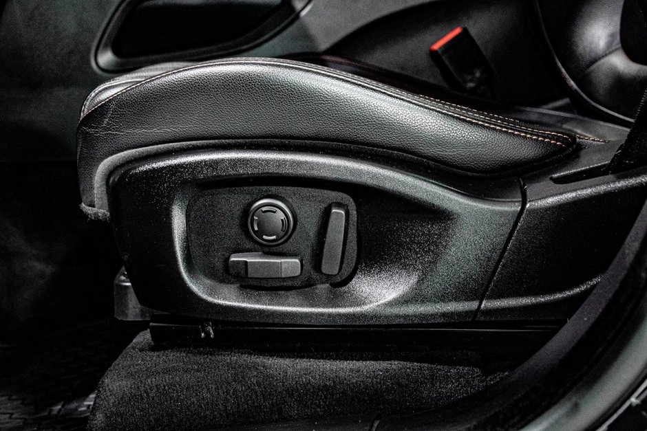 Jaguar F-PACE PRESTIGE 20D DIESEL AWD TOIT OUVRANT NAV CUIR CAM 2018-24