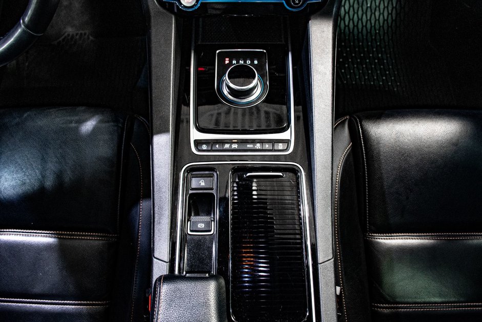 Jaguar F-PACE PRESTIGE 20D DIESEL AWD TOIT OUVRANT NAV CUIR CAM 2018-31