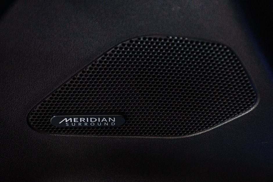 Jaguar F-PACE R-SPORT V6 NAVIGATION TOIT PANORAMIQUE MAGS 22'' 2019-25