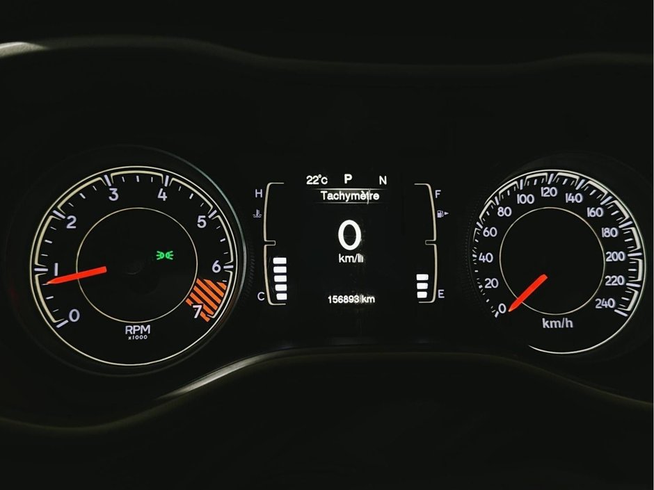 Jeep Cherokee NORTH SIEGES VOLANT CHAUFFANTS BLUETOOTH CRUISE 2015-30