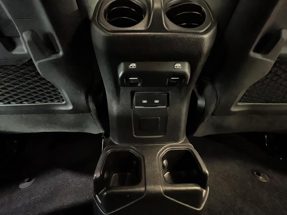 Jeep Gladiator RUBICON DIESEL TOIT AMOVIBLE GPS TREUIL 2022-31