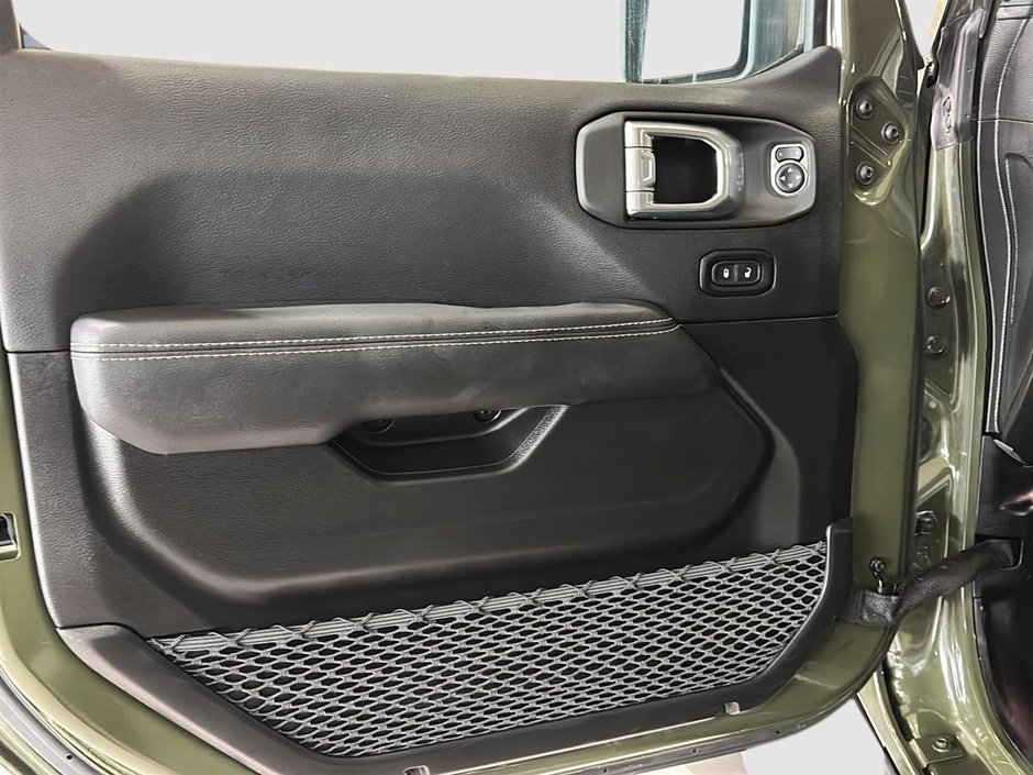 Jeep Wrangler 4xe Unlimited Sahara 2 TOITS HYBRID CAM GPS 2021-13