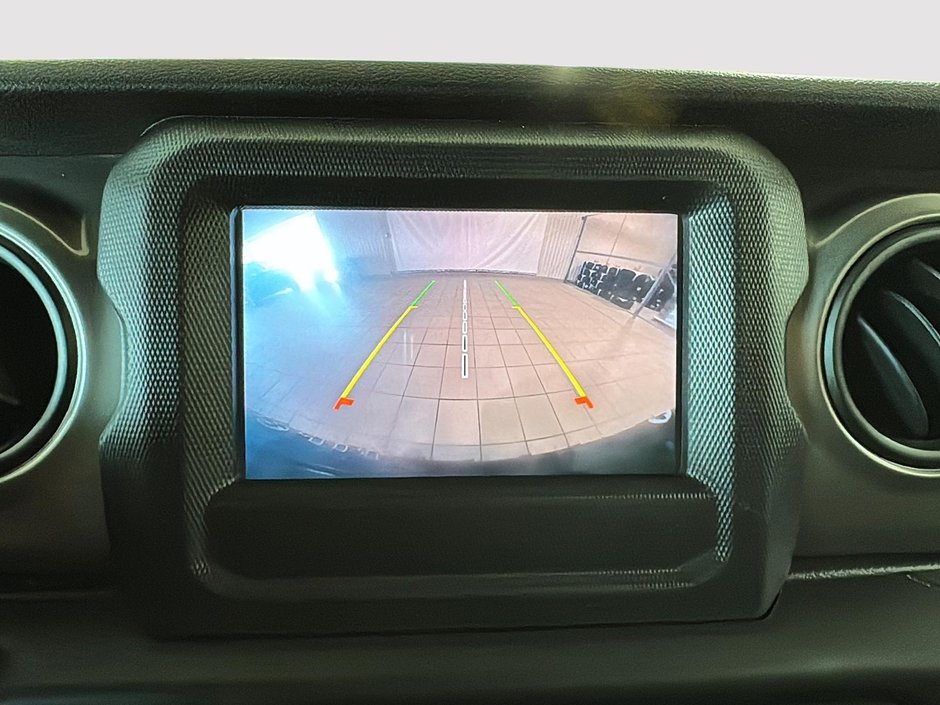 Jeep Wrangler WILLYS CAM BLUETOOTH TREUIL 2021-31