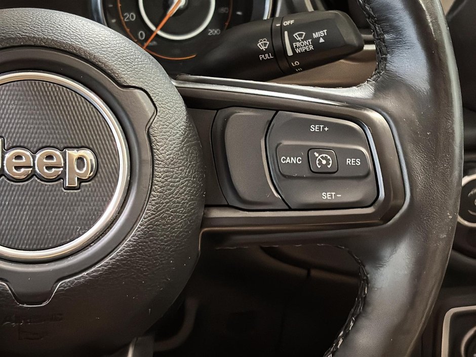 Jeep Wrangler Willys Sport 3.6 V6 AUT. SIEGES CHAUFFANTS CAM GPS 2023-23