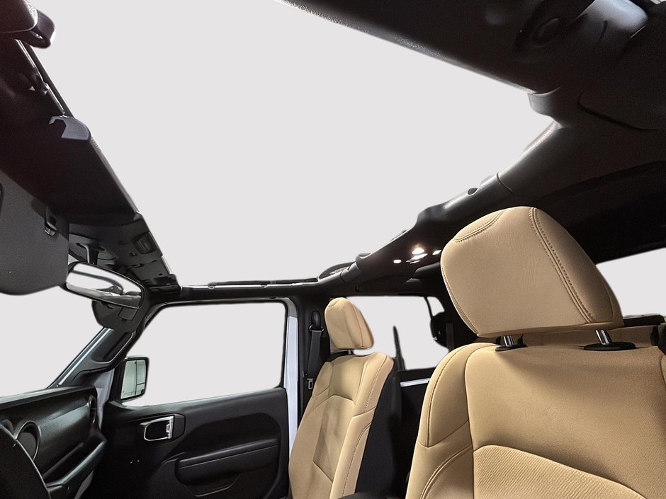 Jeep Wrangler Willys Sport 3.6 V6 AUT. SIEGES CHAUFFANTS CAM GPS 2023-16