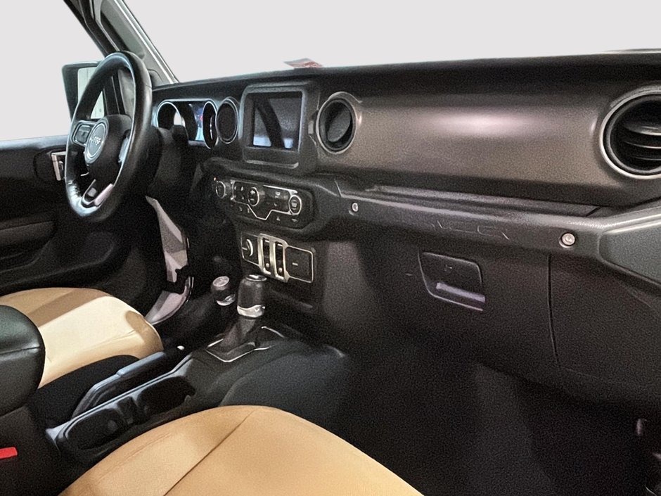 Jeep Wrangler Willys Sport 3.6 V6 AUT. SIEGES CHAUFFANTS CAM GPS 2023-11