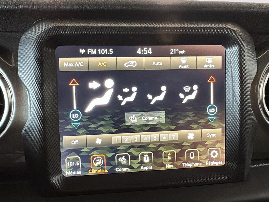 Jeep Wrangler SAHARA GPS CARPLAY SIEGES CHAUFFANTS GPS 2023-29