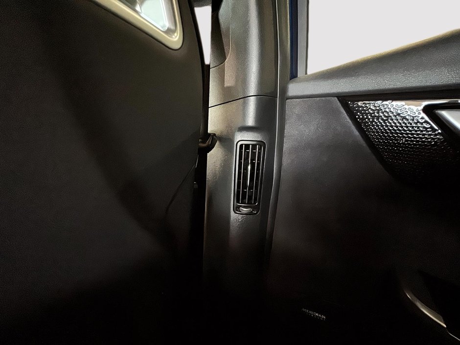 Kia EV6 GT CUIR GPS TOIT PANO CAM 360 SON MERIDIAN 2023-35