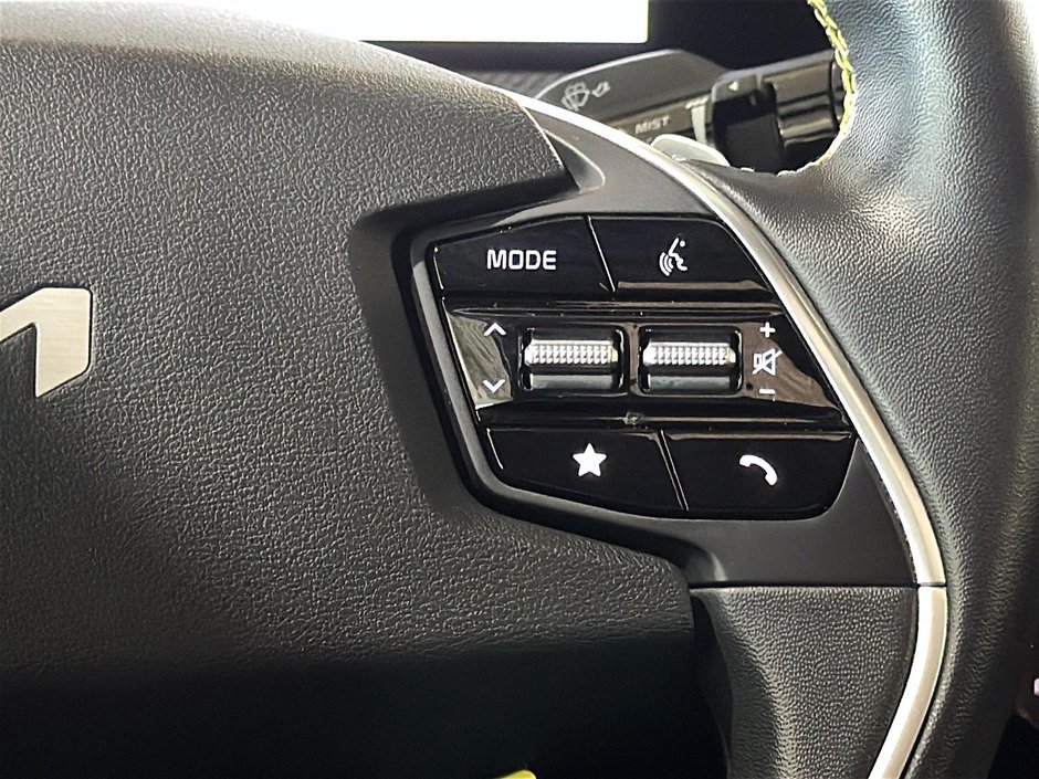 Kia EV6 GT CUIR GPS TOIT PANO CAM 360 SON MERIDIAN 2023-28