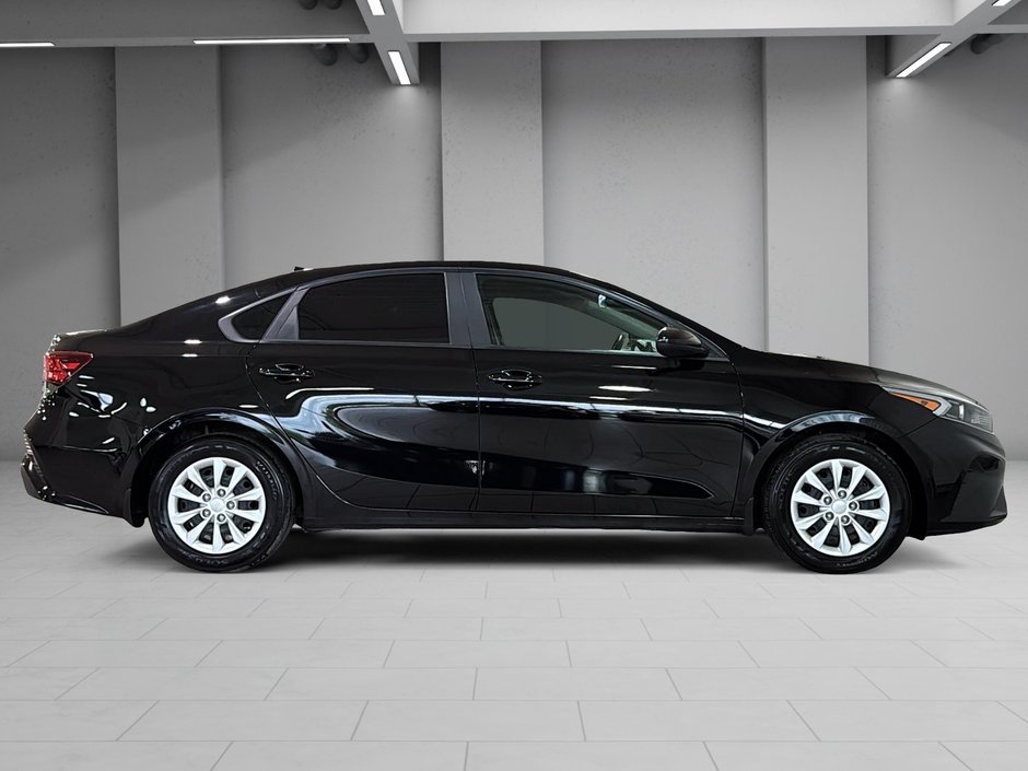 Kia Forte LX BAS KM CLIM SIEGES ET VOLANT CHAUFFANTS CARPLAY 2023-12
