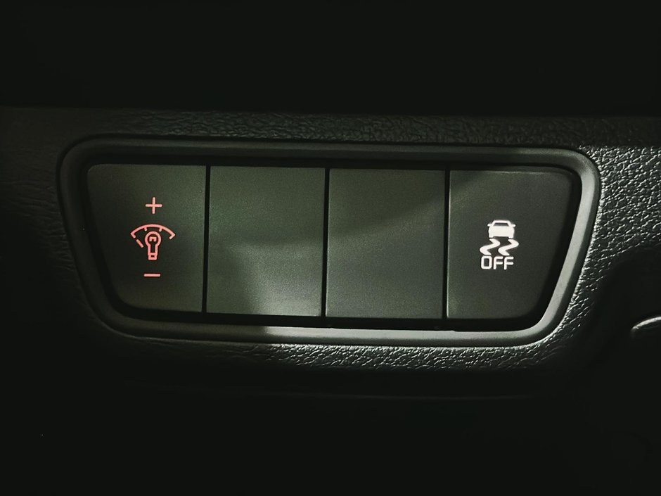 Kia Forte LX BAS KM CLIM SIEGES ET VOLANT CHAUFFANTS CARPLAY 2023-32