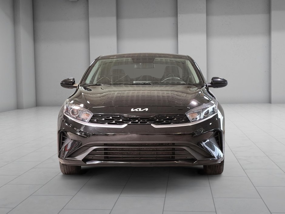 Kia Forte LX BAS KM CLIM SIEGES ET VOLANT CHAUFFANTS CARPLAY 2023-4
