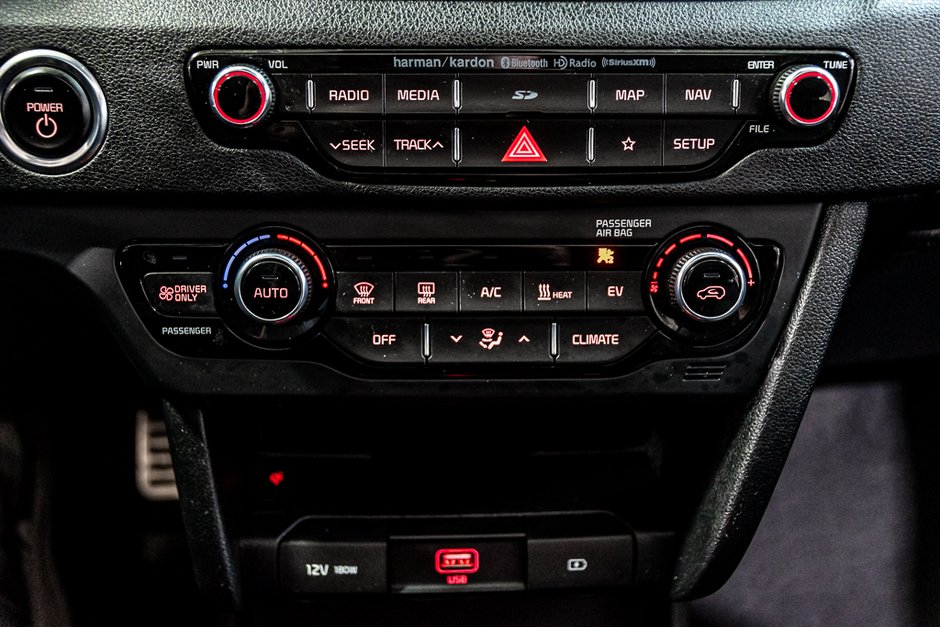 Kia Niro EV SX TOURING HARMAN-KARDON CARPLAY TOIT OUVRANT CAM 2019-28