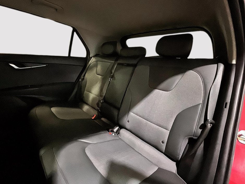 Kia Niro EV WIND+ GPS CAMERA CARPLAY KEYLESS VOLANT CHAUFFANT 2025-15