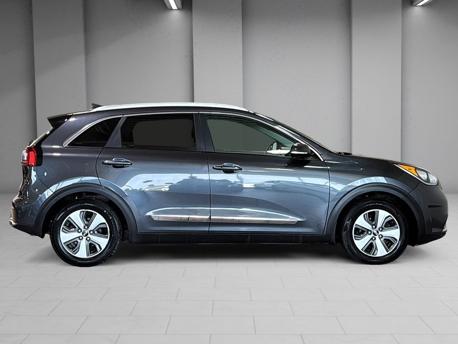 Kia Niro Plug-In Hybrid EX PREMIUM PLUG-IN TOIT OUVRANT CARPLAY 2019-16