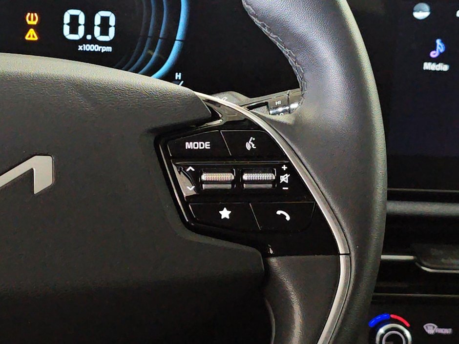 Kia Niro EX HYBRID GPS CAM SENSOR CARPLAY DEMARREUR 2025-32
