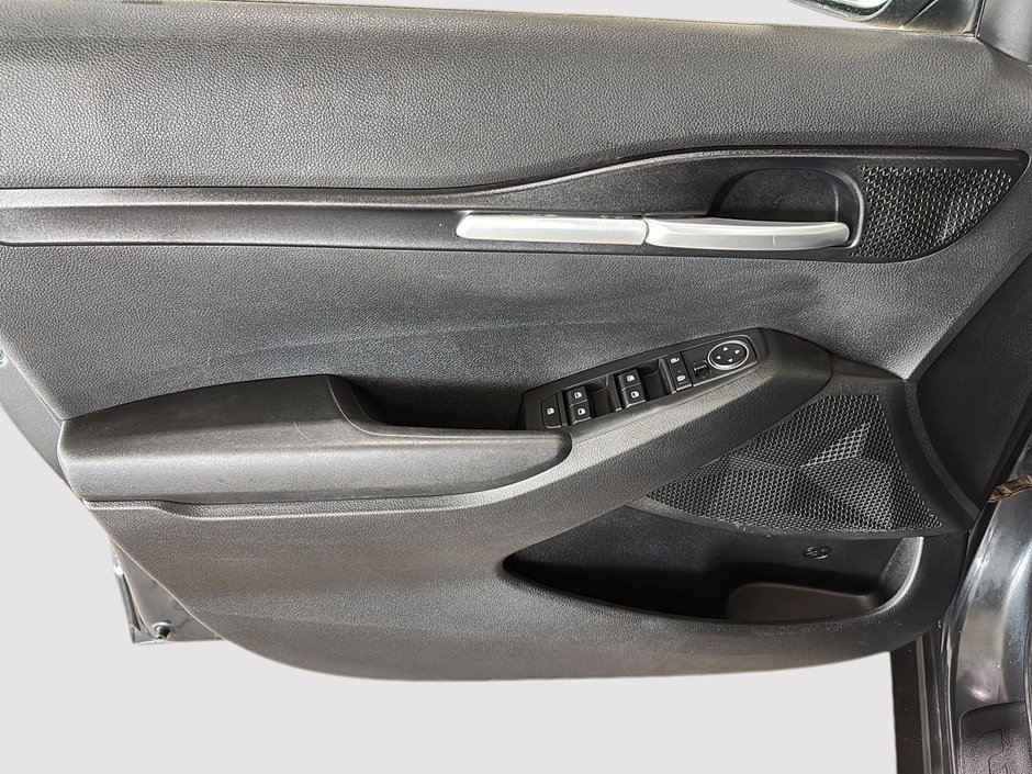 Kia Seltos AWD A/C SIEGES CHAUFFANTS CAMERA DE RECUL MAGS 2021-17